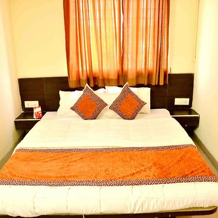 Hotel Vijay Nagar Indore Esterno foto