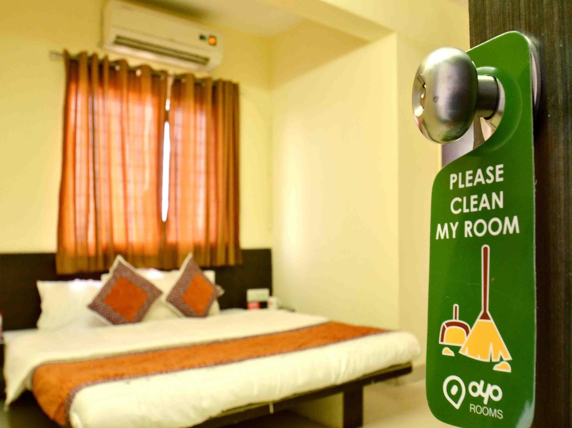 Hotel Vijay Nagar Indore Esterno foto