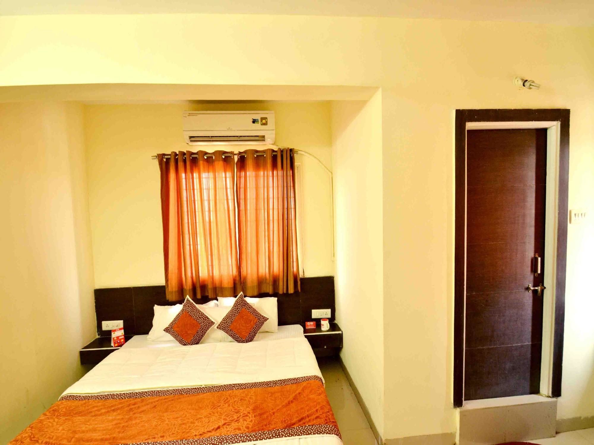 Hotel Vijay Nagar Indore Esterno foto