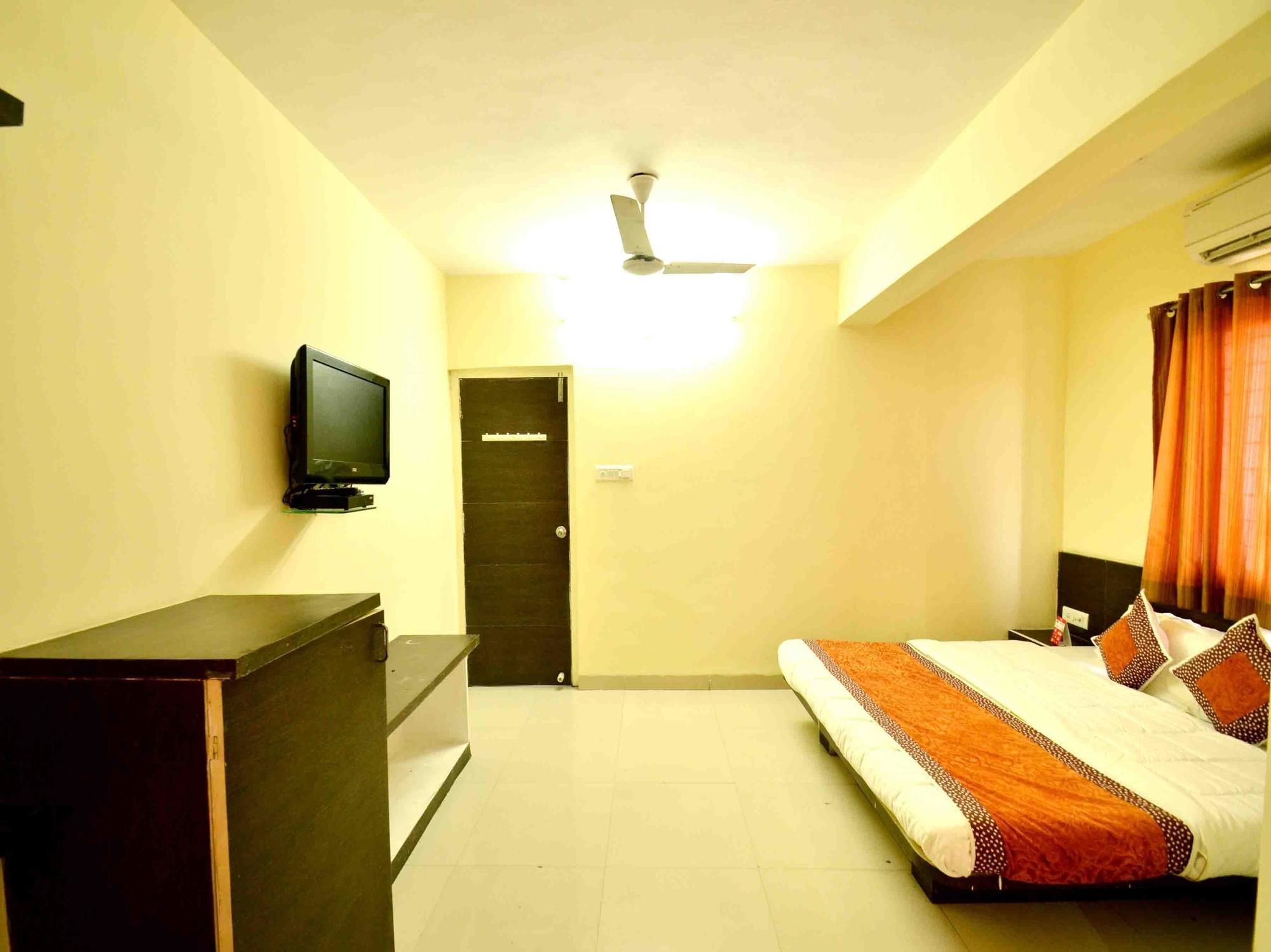 Hotel Vijay Nagar Indore Esterno foto